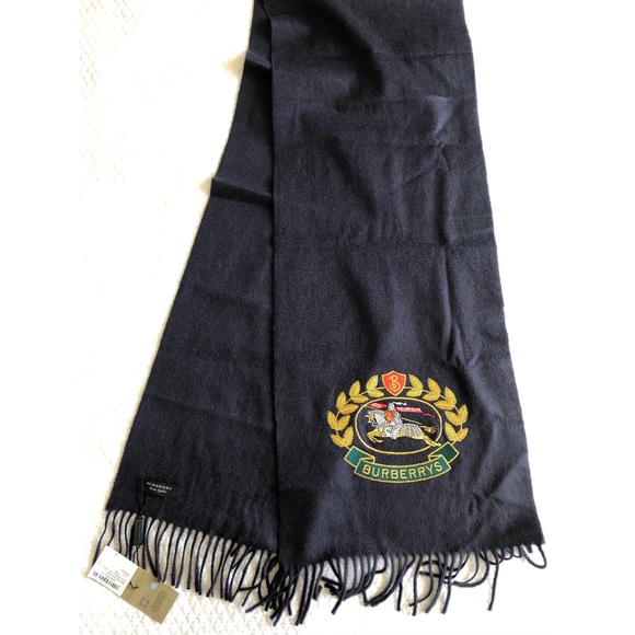 Burberry Classic Cashmere Scarf with Archive Logo - Picture 6 of 12